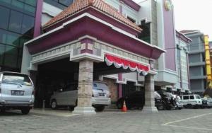 Larisae Setia Kawan Hotel