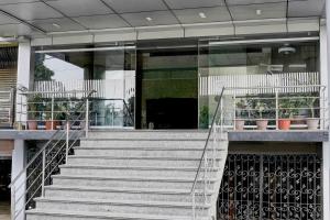 Super Townhouse Oak Bharuch Near Railway Station Formerly Hotel Kohinoor