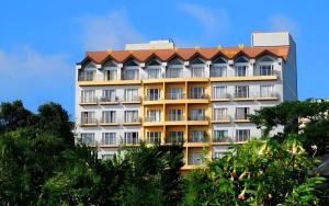 Baguio Burnham Suites Hotel