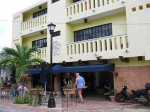 Flamingo Hotel