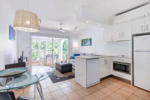 Port Douglas Apartments - Adults Only Oasis