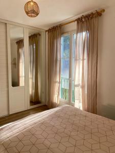 Villa nichée sur golf & piscine