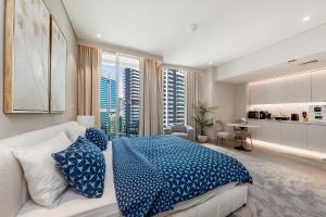 Great Apartments at Marina Star with City View