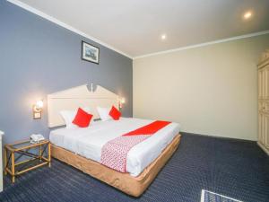 OYO 563 Jockey Lodge Hotel