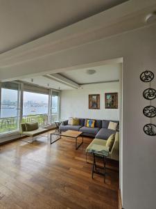 Gorgeous Bright 2Bed1Bath Bosphorus Views! #356
