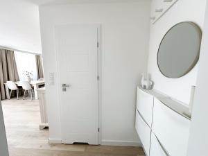 WHITE APARTMENTS - Grunwaldzka