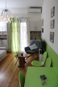 Spacious, near the sea