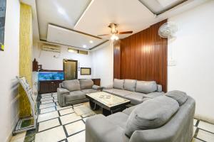 FabHotel Delhi Darbar Near Karol Bagh Market