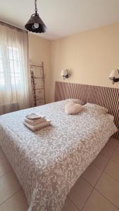 Appartements Magnifique appartement lumineux avec piscine : photos des chambres