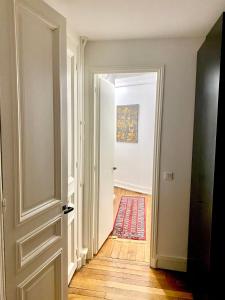Luxury City Center Loft near champs elysees
