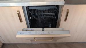 Kaunas River-View Retreat Free Parking