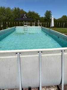 Dolina Królów Czersk glamping pole namiotowe