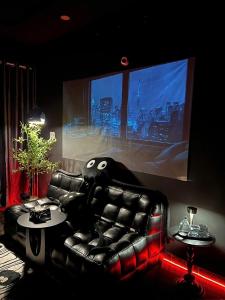 Saigon Healing Home 2 - Black and white studio - Tân Bình