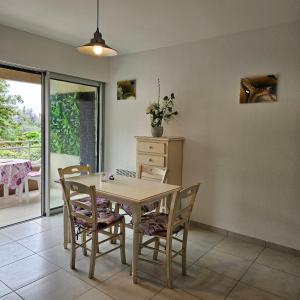 Appartements Studio avec terrasse 2 personnes : photos des chambres