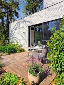 Studio Herman met buitenterras in Kapellenbos, bij de Kalmthoutse Heide