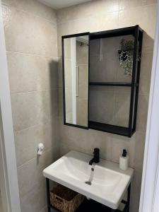 Artistic beach apartment