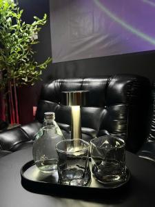 Saigon Healing Home 2 - Black and white studio - Tân Bình