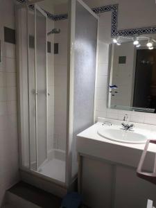 Appartements Residence Balcons De Bareges - Appartement avec balcon et parking MAE-8344 : photos des chambres