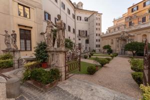 Palazzo Borghese