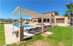 Villa Lorenzo Manacor by PriorityVillas