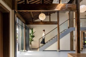 Hongcun Nanhu Guanyuan Designer Lake View Resort Hotel Scenic spot tickets are not included