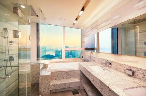 New CZ LCT Residence