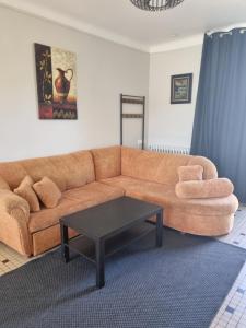 Appartements Une longere d-un charme campagnard : Appartement 3 Chambres