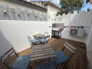 Appartements Superbe RDC terrasse centre ville clim wifi : photos des chambres