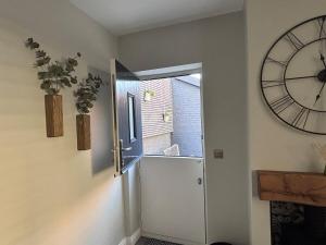 Newly renovated cottage in central location
