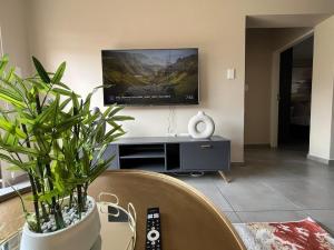 The Ridge Modern Escape