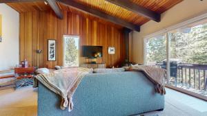 Mammoth West #140 Condo