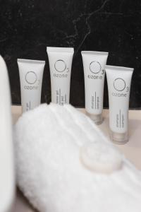 Prestige Elegant Apartments in Gdańsk with Sauna, Gym and Parking by Noclegi Renters