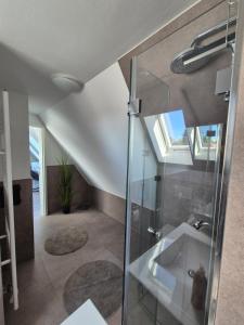 Modernes Zimmer in ruhiger Lage