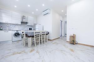 Antonella Home in Rome