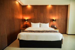 Dancenter Luxury Retreat Angeles City Pampanga Formerly Hevea Resort