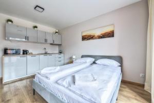 Waterlane Island Deluxe 5A by Grand Apartments