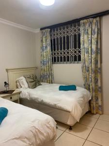 NEW 101B Santorini , Margate Lawrence place