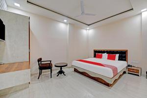 Super Hotel O The Castle Home Stay Inn