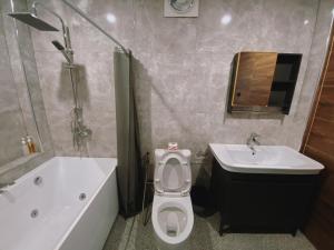 Maze Pool Villa Resort