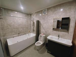 Maze Pool Villa Resort