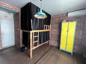 Lola backpackers Hostel