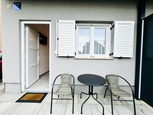 Apartmani AViS 