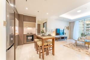 Partial Marina and City Views 1BR, Close to JBR Beach, Palace Beach Residence Tower 2,Emaar Beachfront ,Dubai Marina by Deluxe Holiday Homes