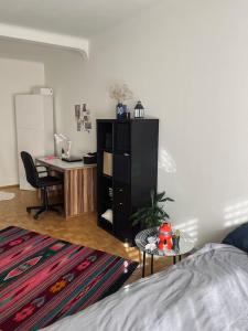 A cute room with 1,5 bed in shared flat