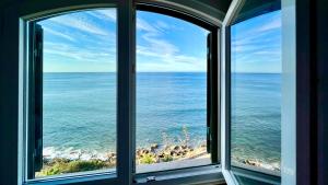 Sea Front Apartment Estoril Coast