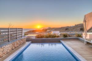 Family Villa with Private Pool & Sea View room in Desiterra Resort