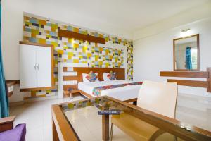 FabHotel Emirates Suites