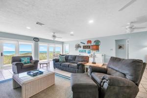 Belles Beach House