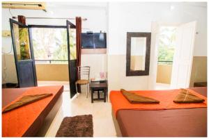 HOTEL PREMIUM TRAVELLERS # iNN Near Temple - Fully Air Conditioning Hotel - Hygiene And Spacious Room - A Top Rated Luxuary Hotel