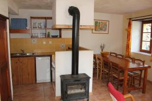 Maisons de vacances La Farigoule 68 person rental with shared pool nature and calm : photos des chambres